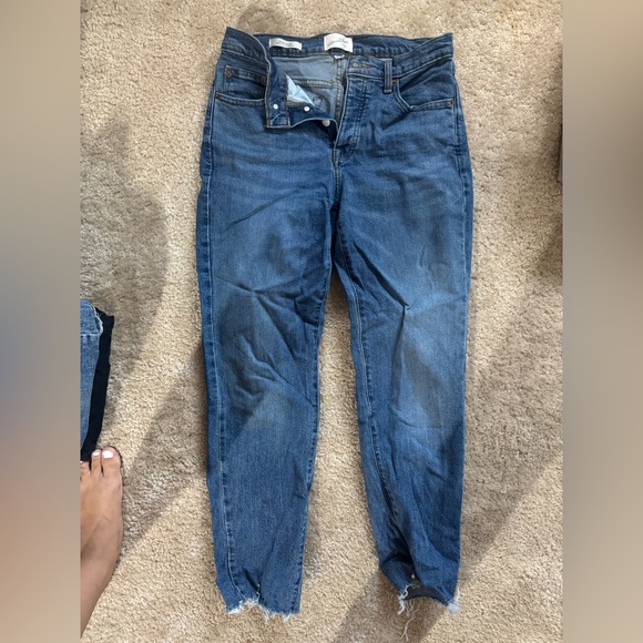 Universal Thread Mid Rise 80’s Slim Blue leg jeans - Picture 1 of 2